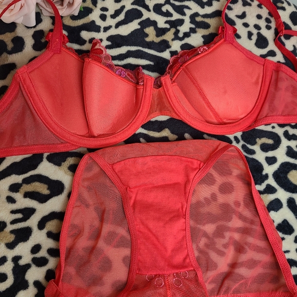 New Vintage Victoria's Secret Crazy Daisy Bra/ Panty Set 34C/sm 🌸 - Picture 11 of 11